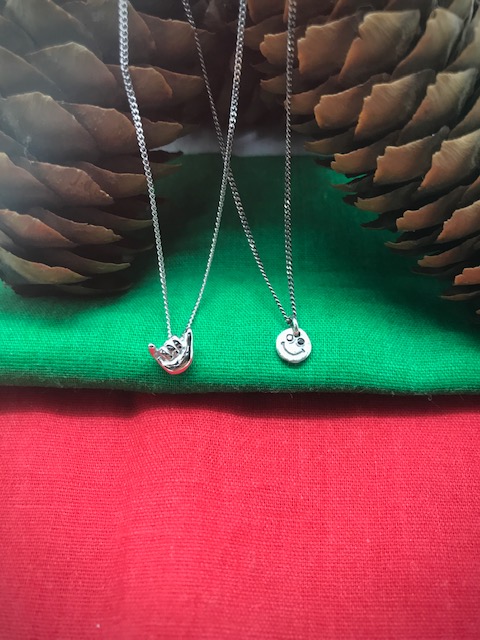 クリスマスギフト　ネックレス　おすすめ